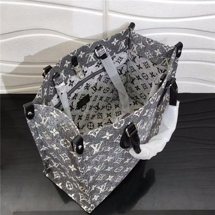 LV Onthego Handbag 3436865