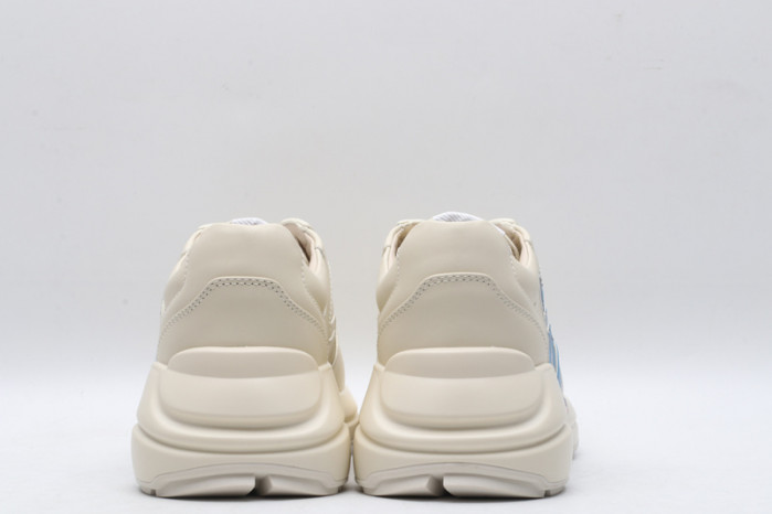 G*u*i* trainer sneaker 92