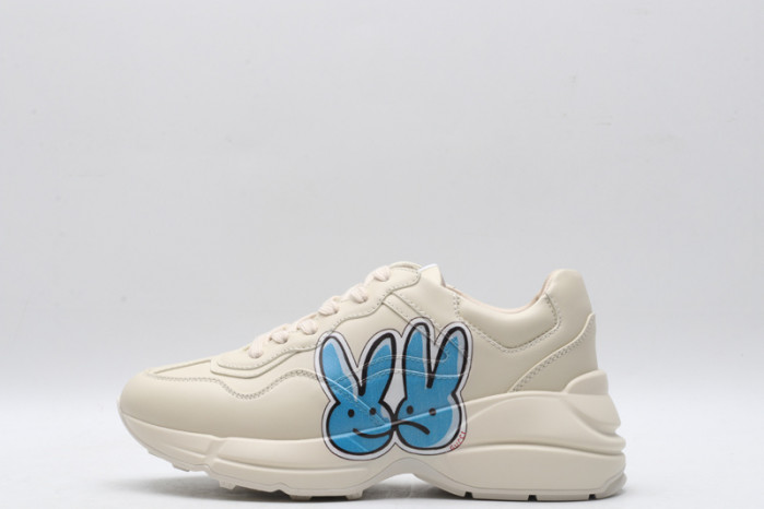 G*u*i* trainer sneaker 92