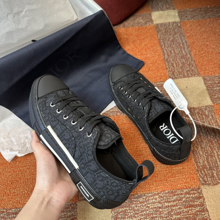 DIO* SNEAKERS B30 T0000-223