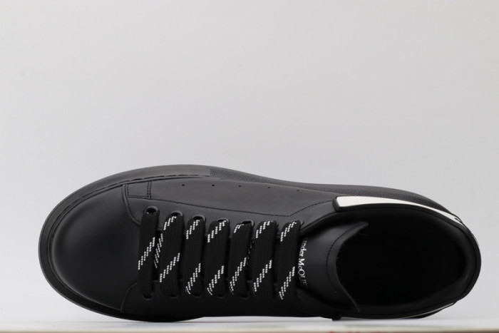ALEX MCQU SNEAKER
