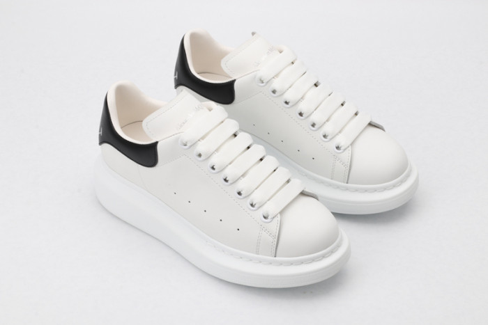 ALEX MCQU SNEAKER