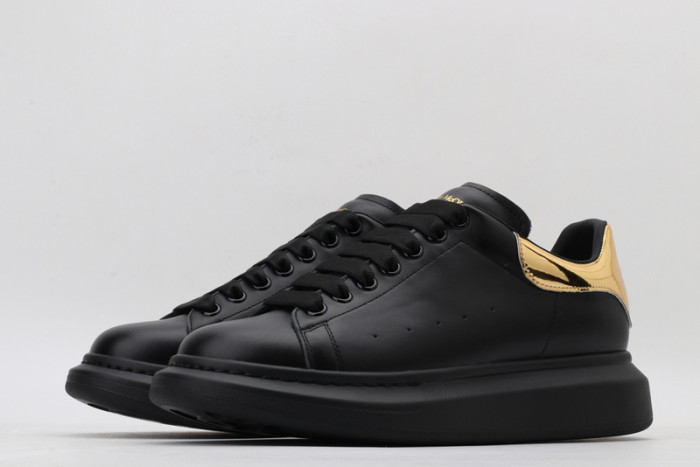 ALEX MCQU SNEAKER