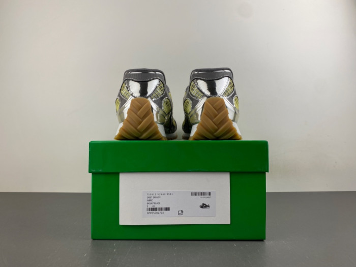 BV sneaker