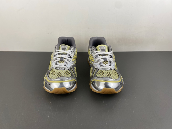 BV sneaker
