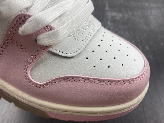 OFW SNEAKER