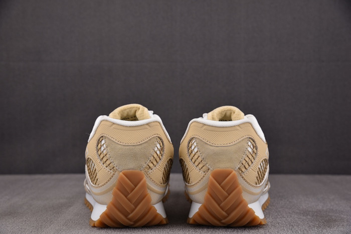 BV sneaker