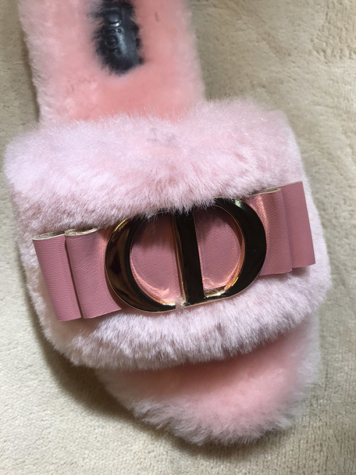 d10r sandal