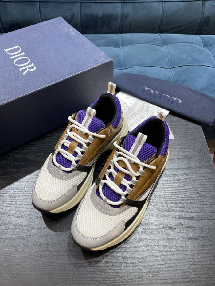 D10R SNEAKER