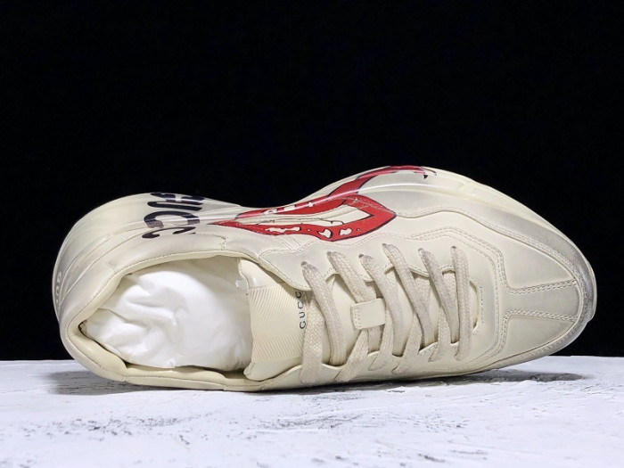 GUI SNEAKER