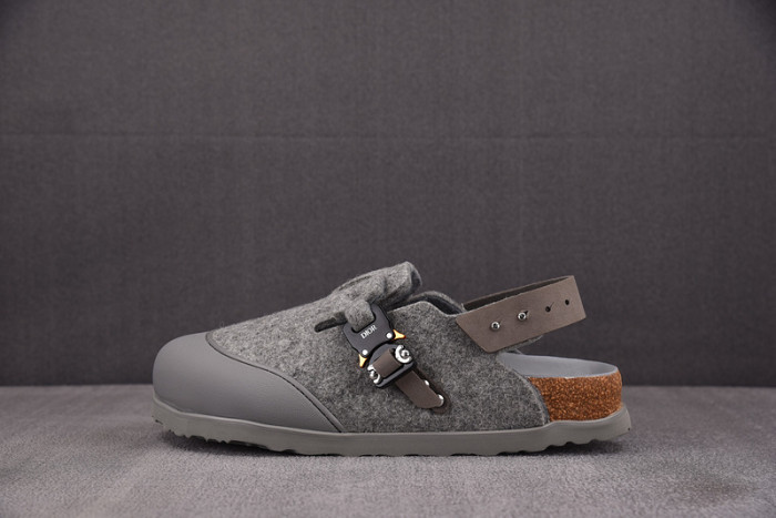 d10r sandal