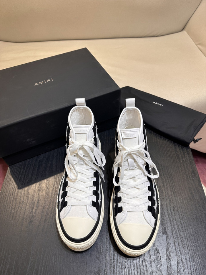 AM1R1 SNEAKER