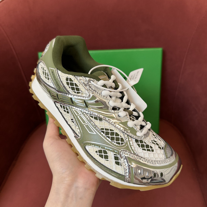 BV sneaker