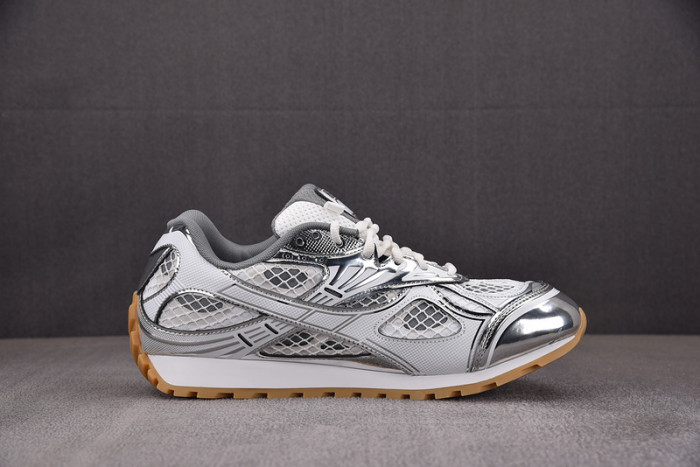 BV sneaker