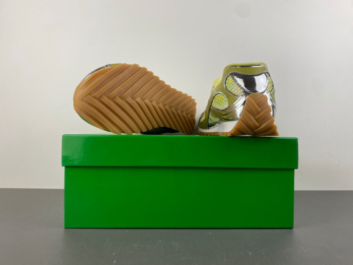 BV sneaker