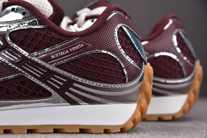 BV sneaker