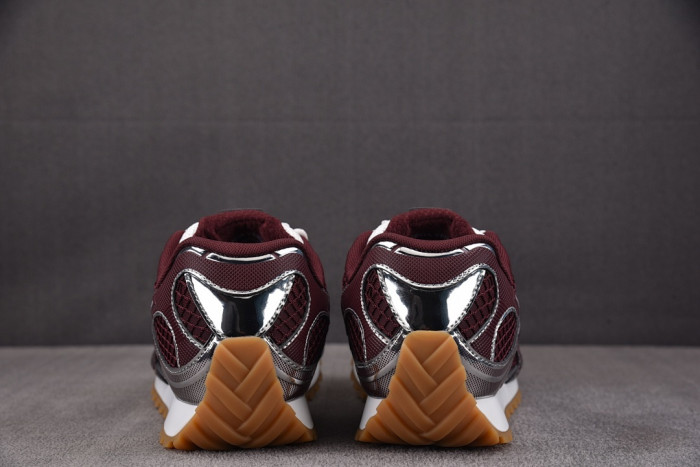 BV sneaker