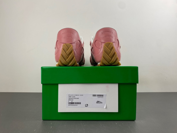 BV sneaker