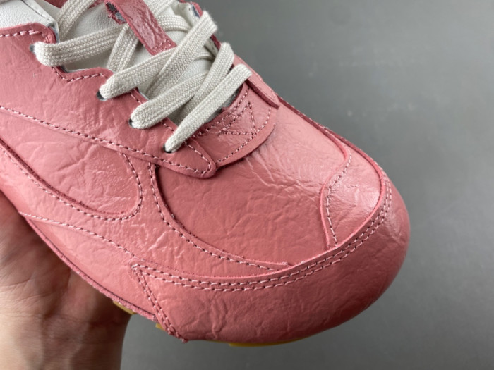 BV sneaker
