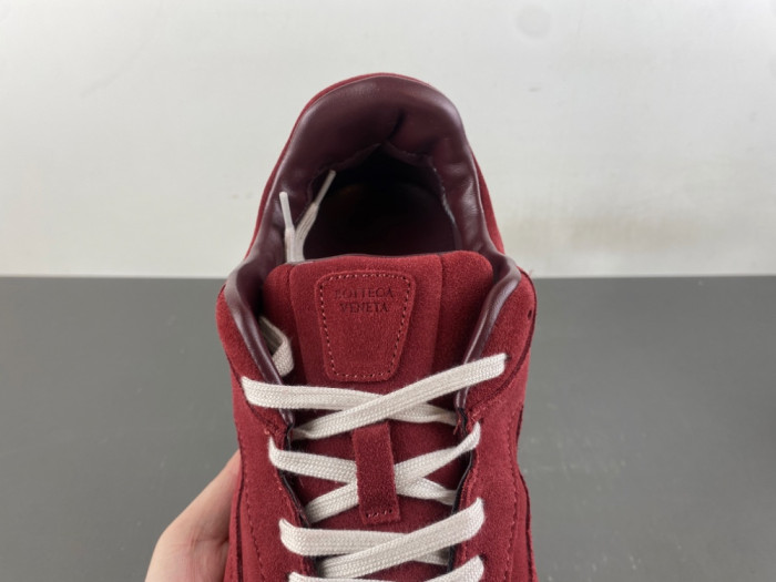 BV sneaker