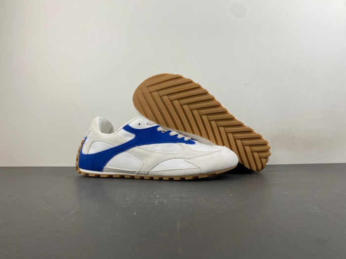 BV sneaker
