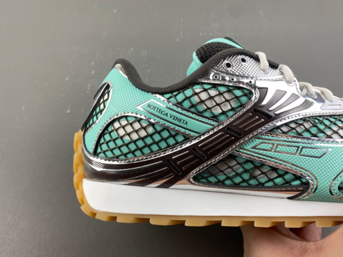 BV sneaker