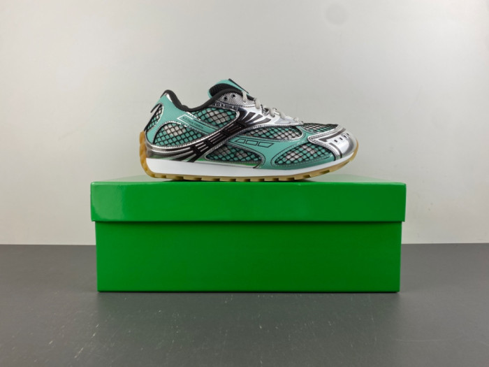 BV sneaker