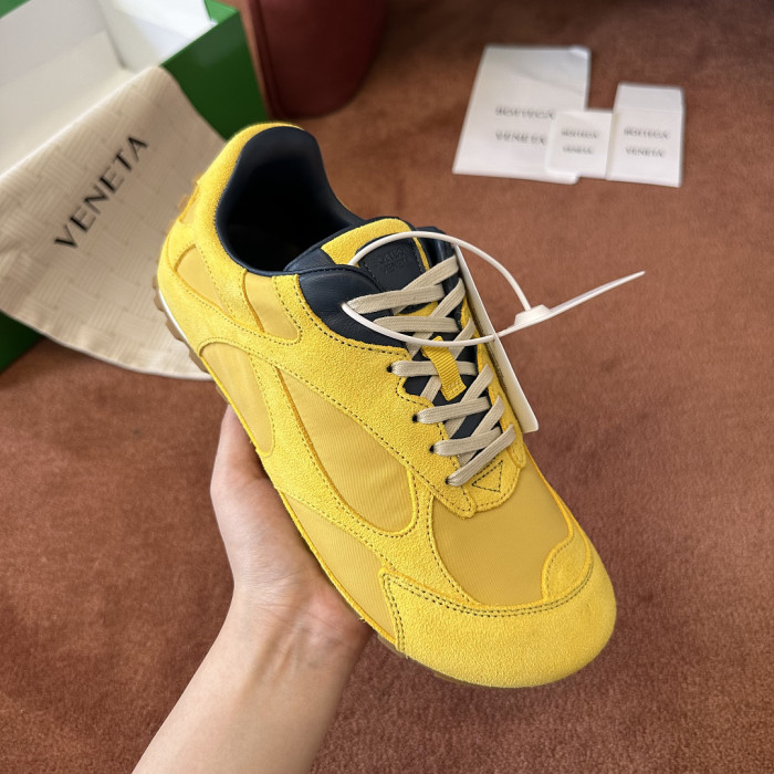 BV sneaker