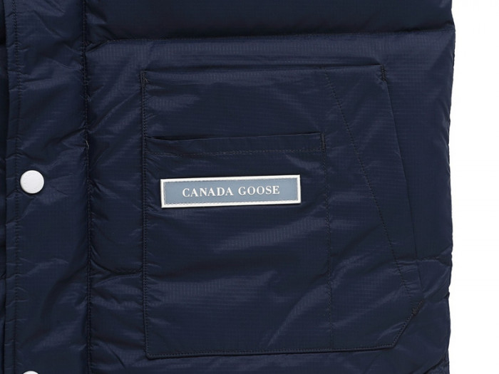 C&NA* G00S1 CLOTHING