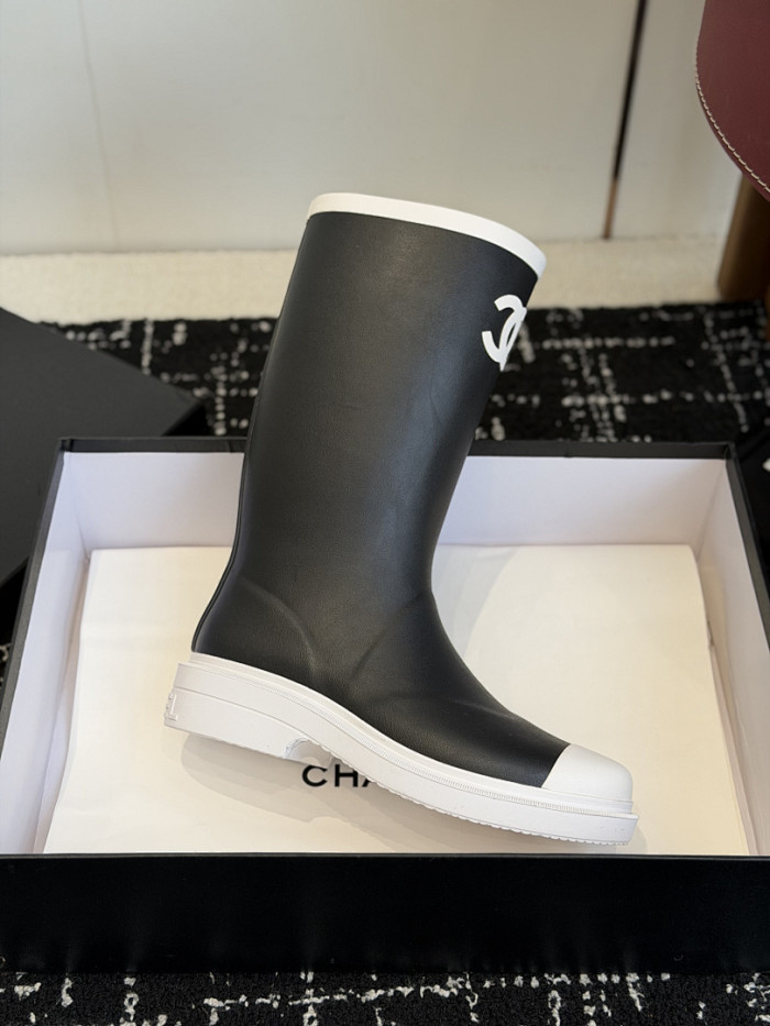 CN BOOTS