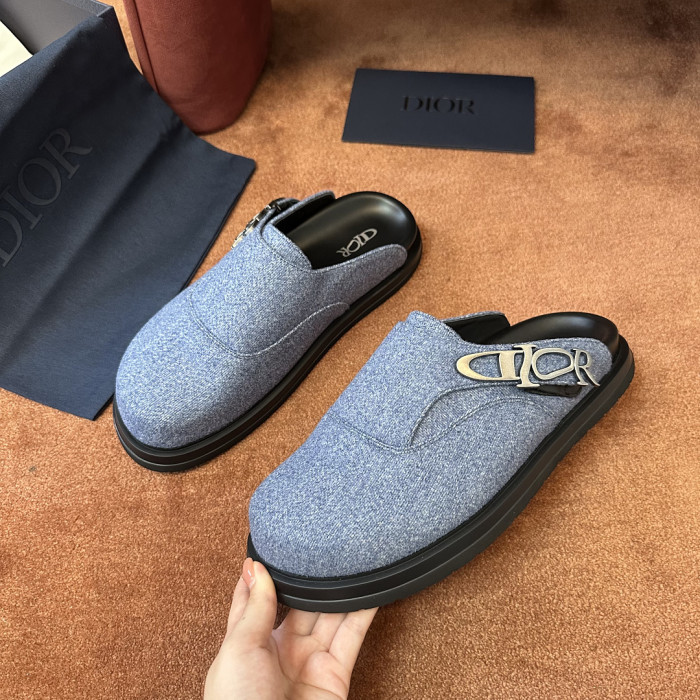 d10r sandal