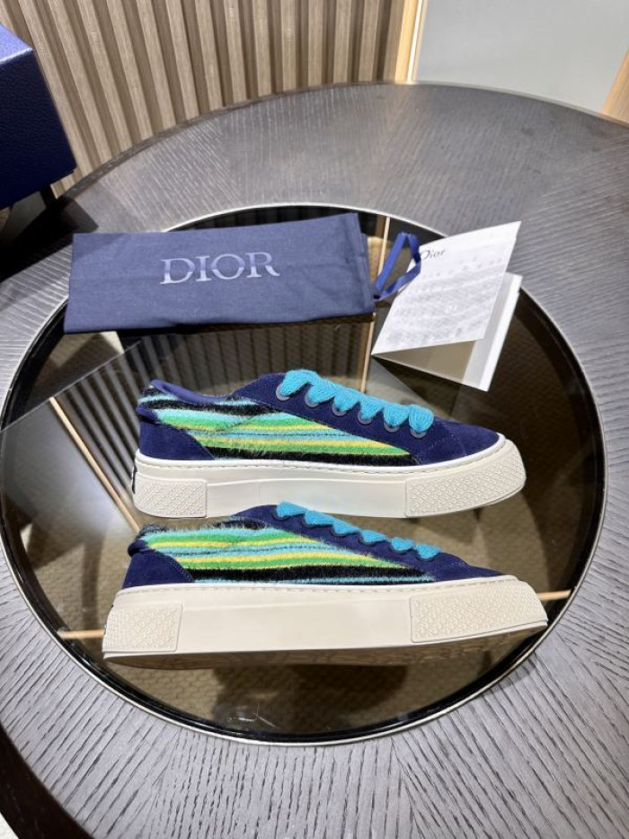 D10R SNEAKER