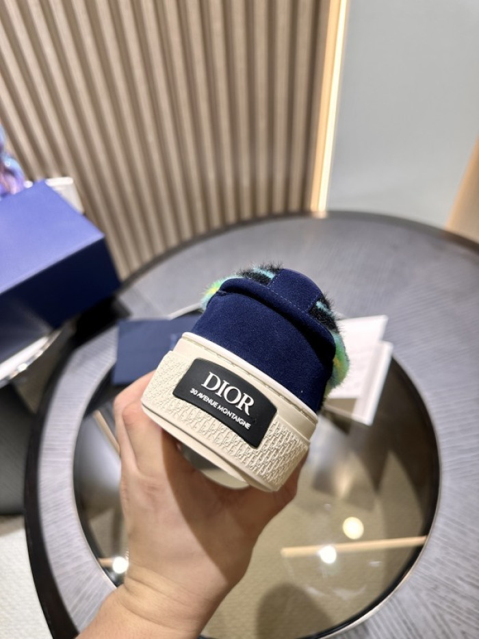 D10R SNEAKER