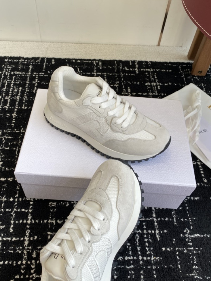 D10R SNEAKER