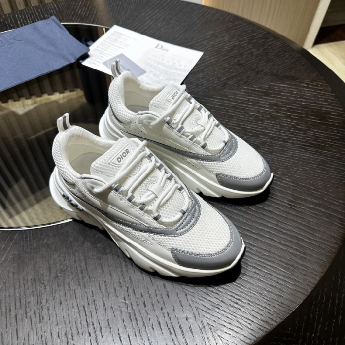 D10R SNEAKER