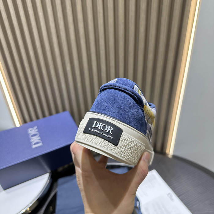 D10R SNEAKER
