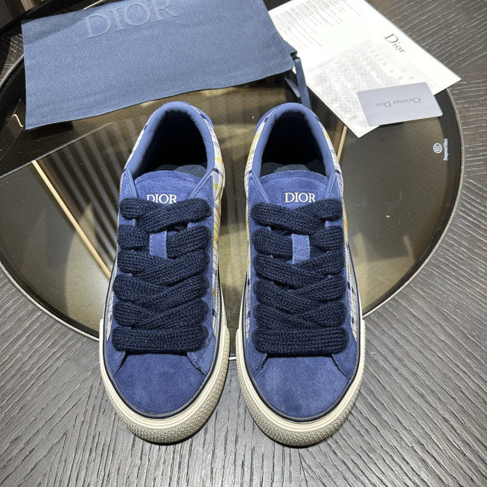 D10R SNEAKER