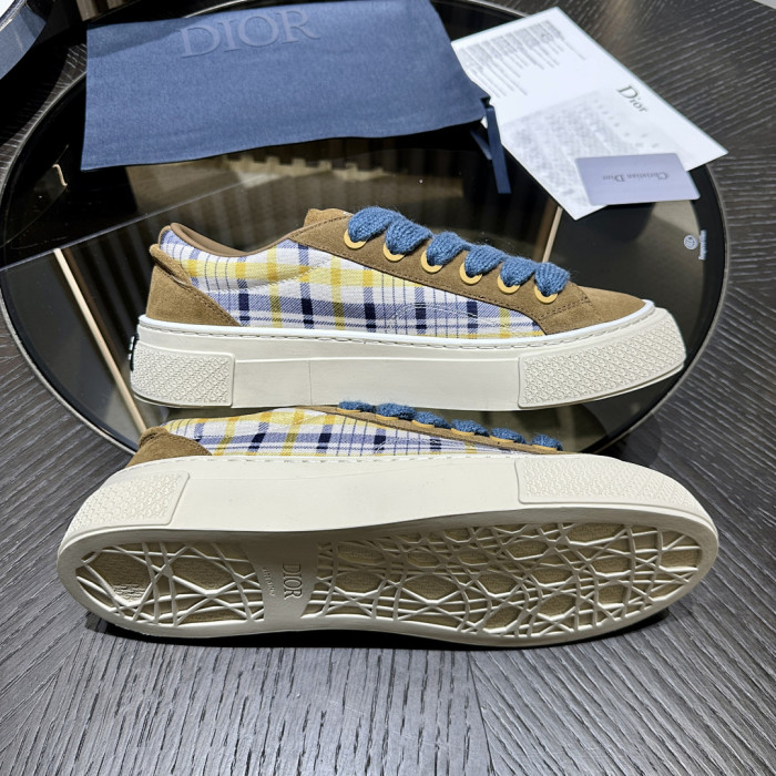 D10R SNEAKER