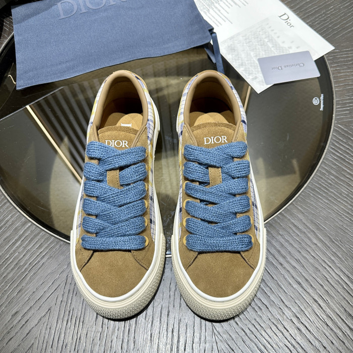 D10R SNEAKER