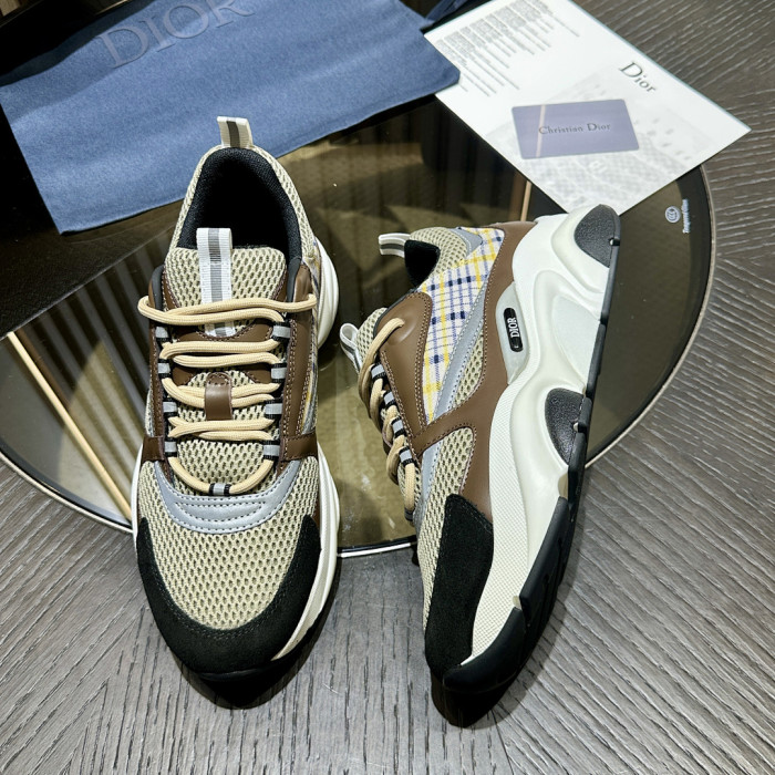 D10R SNEAKER