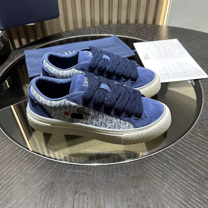 D10R SNEAKER