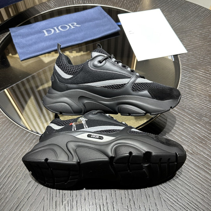 D10R SNEAKER