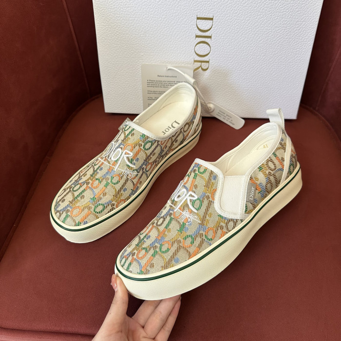 D10R SNEAKER