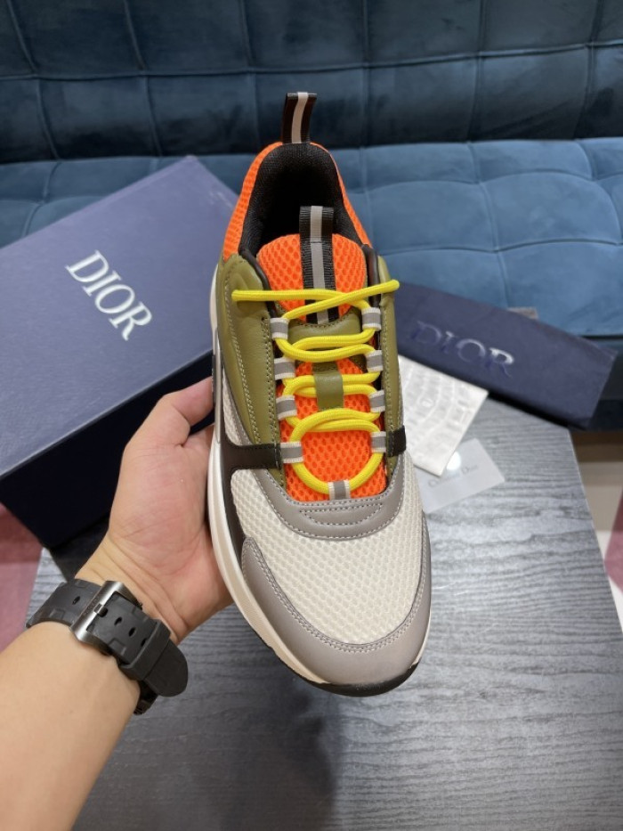 D10R SNEAKER