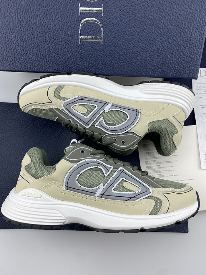 D10R SNEAKER