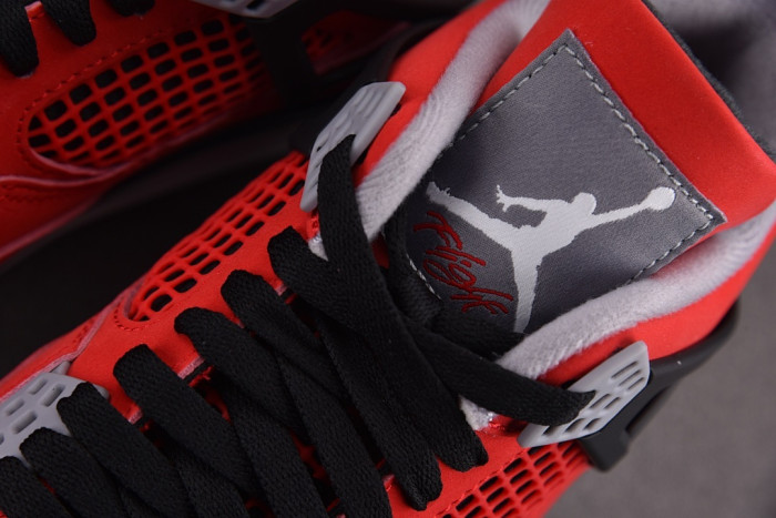 Air Jordan 4 Retro Toro Bravo (2026) FQ8138-600