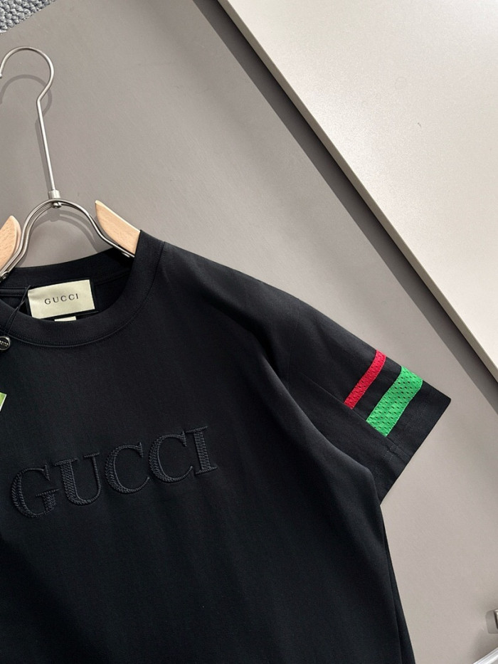 GU1 CLOTHING