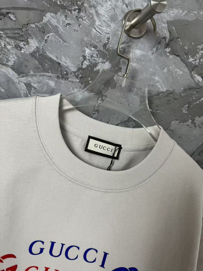 GU1 CLOTHING