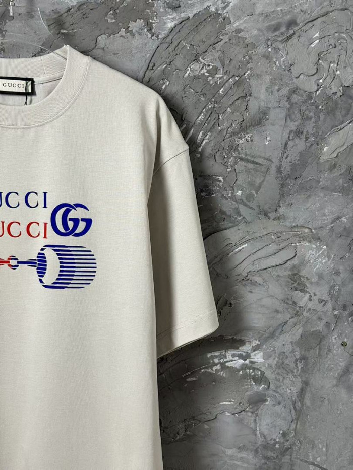 GU1 CLOTHING