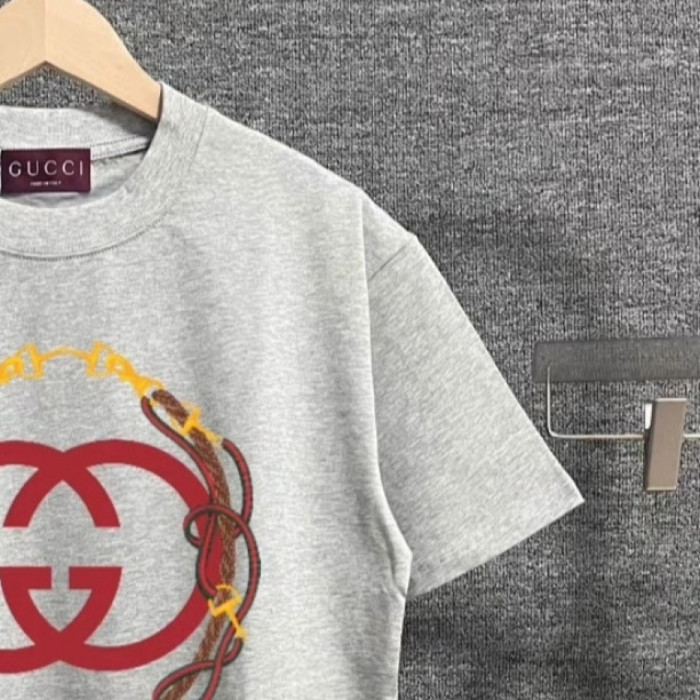GU1 CLOTHING